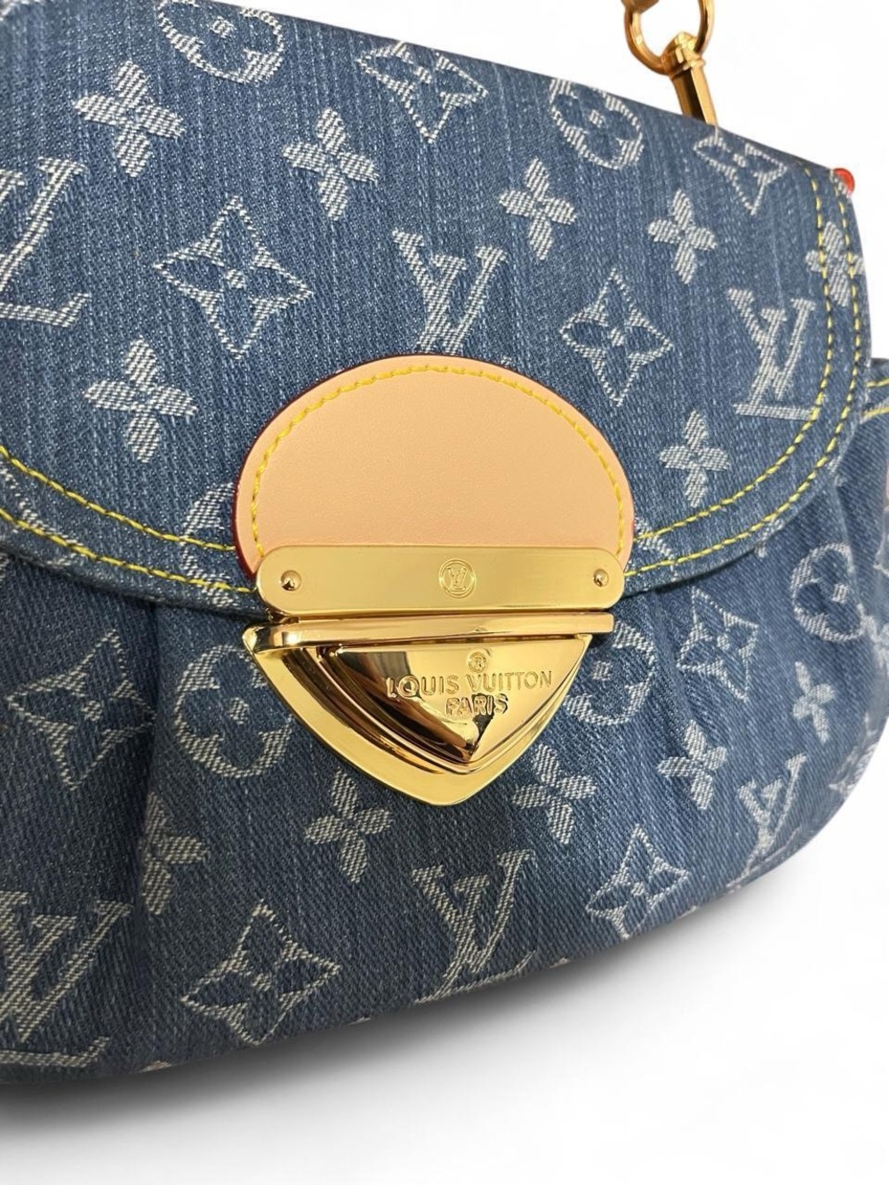 Blue Monogram Denim LV Sunset Shoulder Bag - Picture 2 of 8